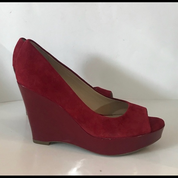 NWOT Franco Sarto Suede Burgundy /Red High Wedge - Picture 2 of 6